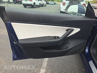 2018 Tesla Model 3 Long Range – miniatura 9