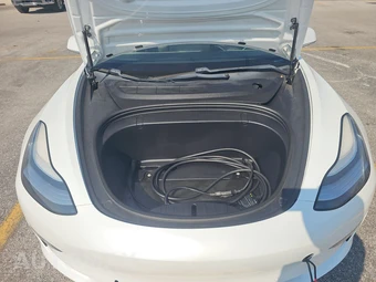 2018 Tesla Model 3 Long Range - miniatura 15