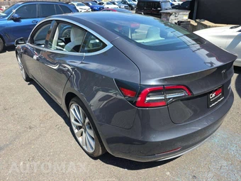 2018 Tesla Model 3 Long Range - miniatura 2