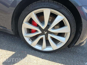 2018 Tesla Model 3 Long Range - miniatura 32