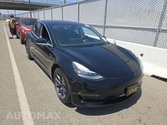 2018 Tesla Model 3 Long Range - miniatura 3