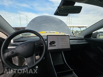 2018 Tesla Model 3 Long Range - miniatura 11