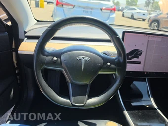 2018 Tesla Model 3 Long Range – miniatura 10