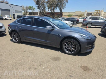 2018 Tesla Model 3 Long Range – miniatura 3