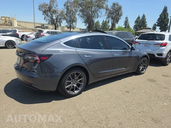 2018 Tesla Model 3 Long Range – miniatura 4