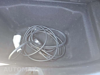2018 Tesla Model 3 Long Range – miniatura 15