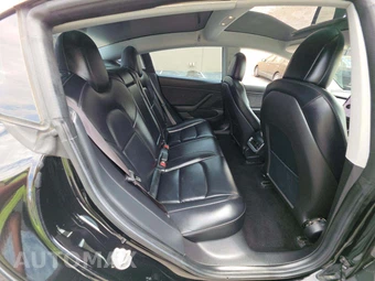 2018 Tesla Model 3 Long Range - miniatura 13