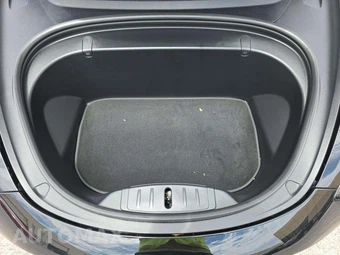 2018 Tesla Model 3 Long Range - miniatura 25