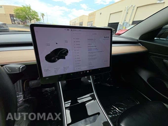 2018 Tesla Model 3 Long Range - miniatura 7