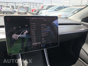 2018 Tesla Model 3 Long Range – miniatura 10