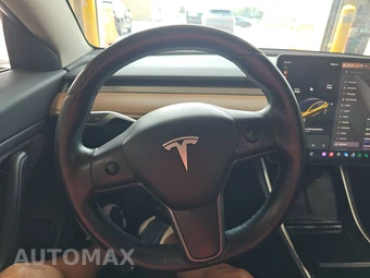 2018 Tesla Model 3 Long Range – miniatura 10