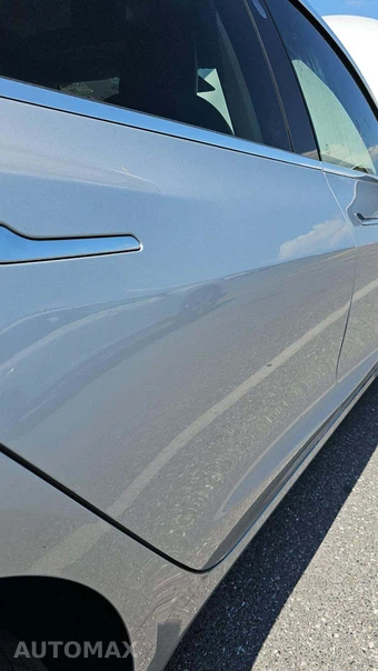 2018 Tesla Model 3 Long Range – miniatura 34