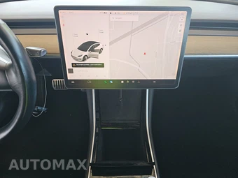 2018 Tesla Model 3 Long Range – miniatura 11