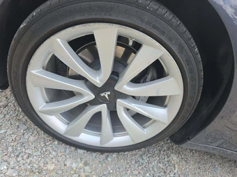 2018 Tesla Model 3 Mid Range - miniatura 19