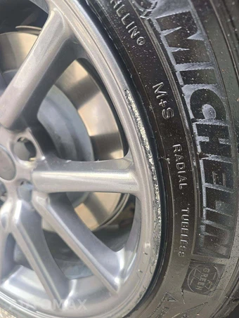 2018 Tesla Model 3 Mid Range – miniatura 23