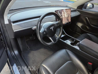 2018 Tesla Model 3 Mid Range - miniatura 11