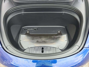 2018 Tesla Model 3 Mid Range – miniatura 27