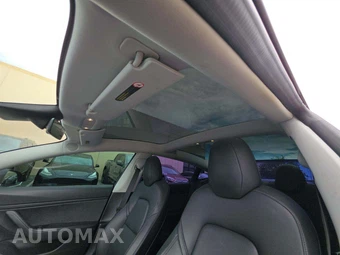 2018 Tesla Model 3 Mid Range – miniatura 8