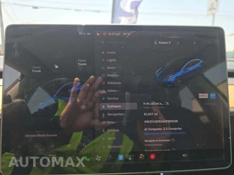 2018 Tesla Model 3 Mid Range – miniatura 9