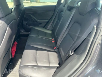 2018 Tesla Model 3 Mid Range - miniatura 11