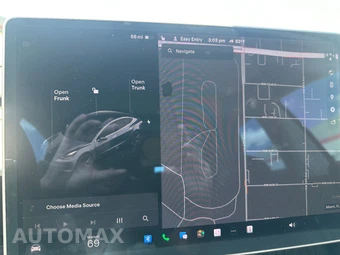 2018 Tesla Model 3 Mid Range - miniatura 13