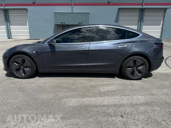 2018 Tesla Model 3 Mid Range - miniatura 4