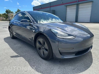 2018 Tesla Model 3 Mid Range - miniatura 7