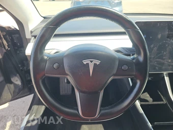 2018 Tesla Model 3 Mid Range - miniatura 10