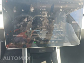 2018 Tesla Model 3 Mid Range - miniatura 12