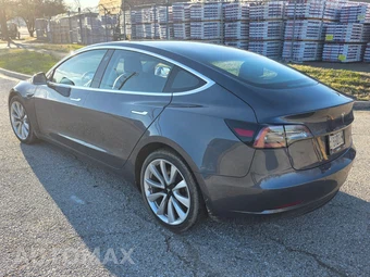 2018 Tesla Model 3 Performance — samochód z USA z aukcji Manheim, oferta Kup Teraz w AUTOMAX