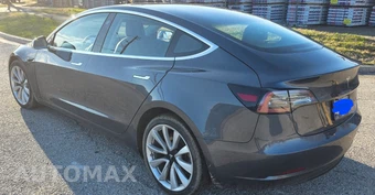 2018 Tesla Model 3 Performance – miniatura 11