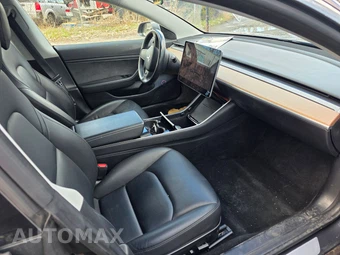 2018 Tesla Model 3 Performance – miniatura 4