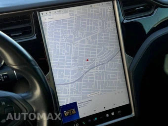2018 Tesla Model S 75D – miniatura 15