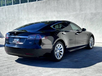 2018 Tesla Model S 75D – miniatura 8