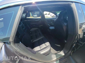 2018 Tesla Model S 75D – miniatura 13