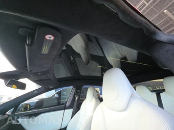 2018 Tesla Model S 75D – miniatura 17