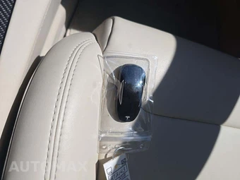 2018 Tesla Model S 75D – miniatura 5