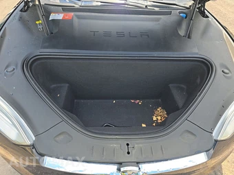 2018 Tesla Model S 75D – miniatura 15