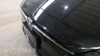 2018 Tesla Model S 75D – miniatura 23