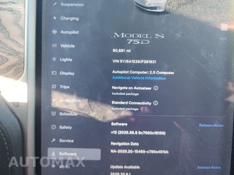 2018 Tesla Model S 75D – miniatura 12