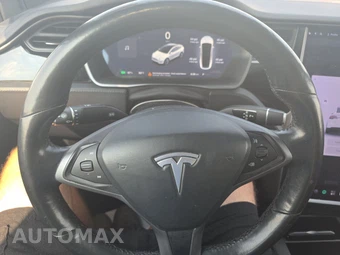 2018 Tesla Model X 100D – miniatura 10