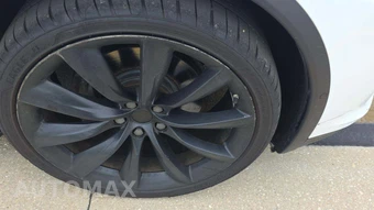 2018 Tesla Model X 100D – miniatura 28