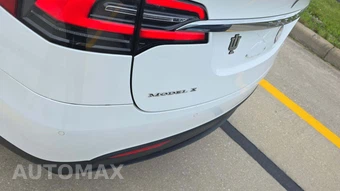 2018 Tesla Model X 100D – miniatura 33
