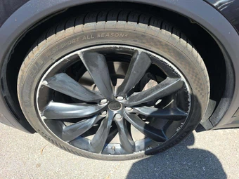 2018 Tesla Model X 100D – miniatura 21