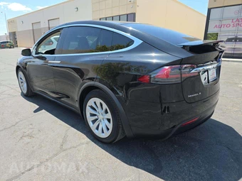 2018 Tesla Model X 100D - miniatura 2