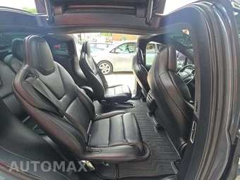 2018 Tesla Model X 100D – miniatura 17