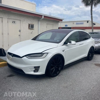 2018 Tesla Model X — samochód z USA z aukcji Manheim, oferta Kup Teraz w AUTOMAX