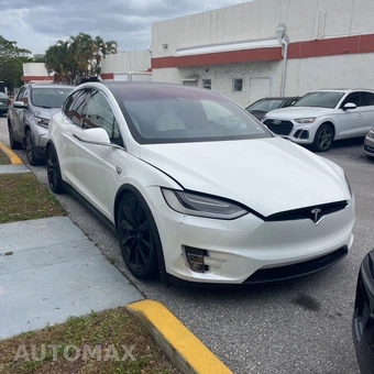 2018 Tesla Model X – miniatura 12