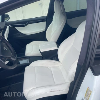2018 Tesla Model X – miniatura 26