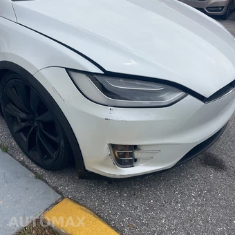 2018 Tesla Model X – miniatura 38